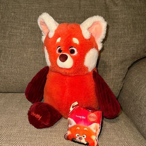 Scentsy Disney And Pixar Red Panda Mei
Buddy Plush + 1 Turning Red Scent Pak